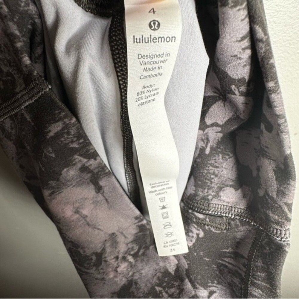 Lululemon Align Floral Legging 4 - Picture 5 of 7